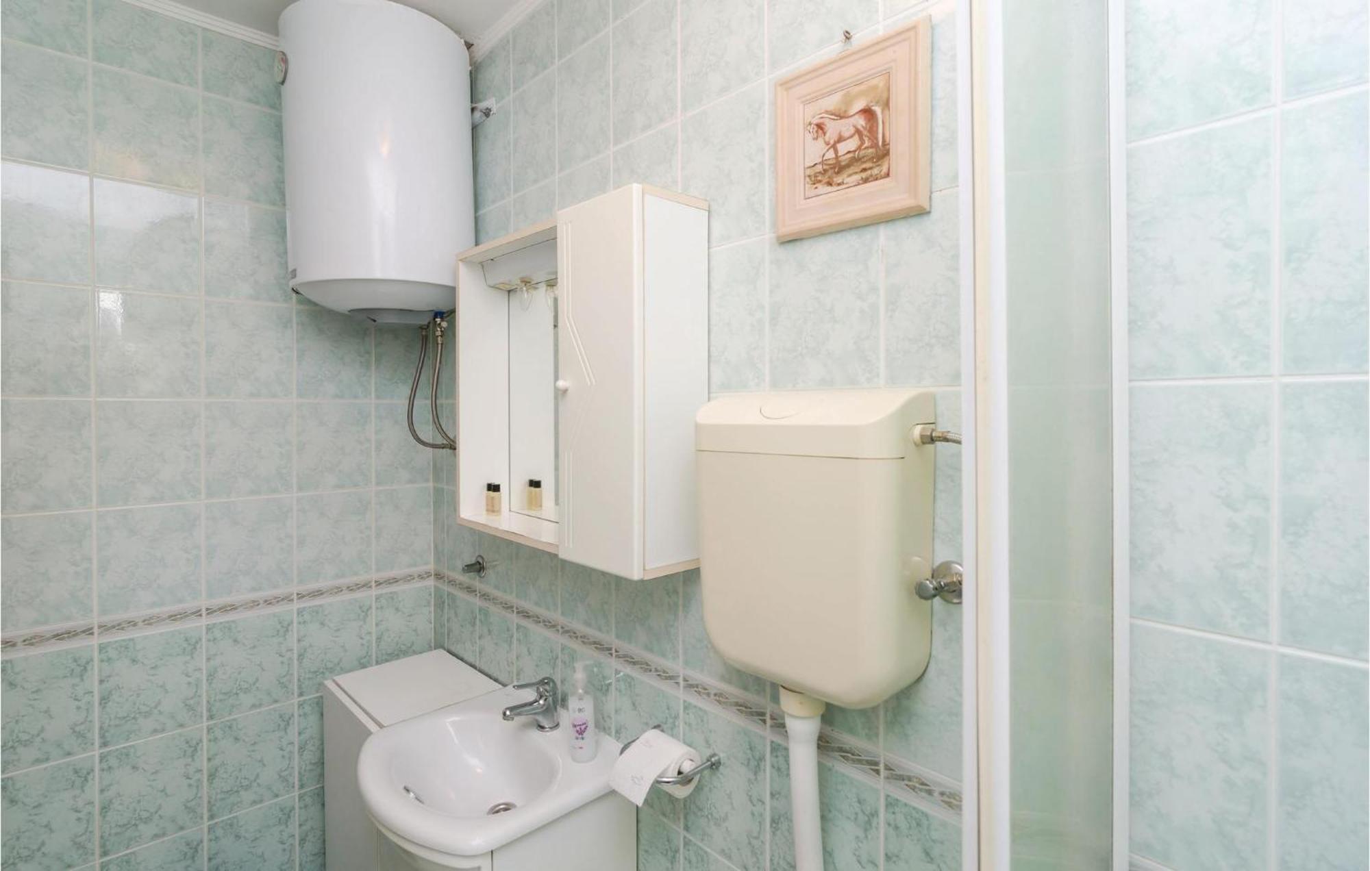Stunning Apartment In Gruda With Wifi Экстерьер фото